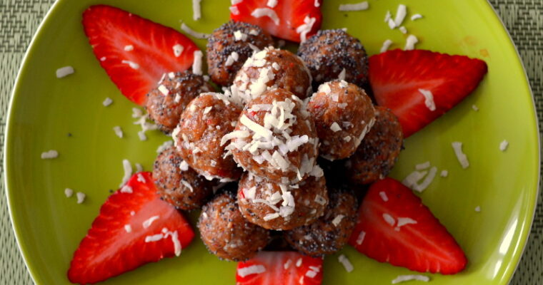 Superfood – Polpettine di datteri e bacche di Goji come spuntino