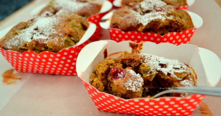 Muffin all’uva spina e farro