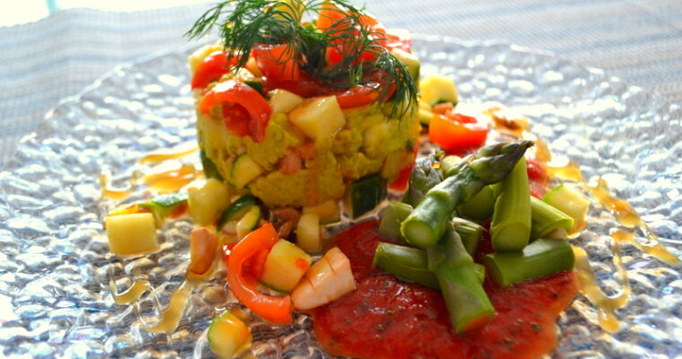 Gemüse-Tartar mit grünem Spargel