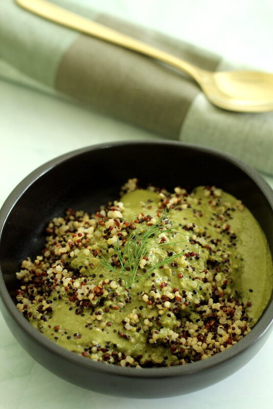 Quinoa mit Pesto aus Zedernnüssen und Dill