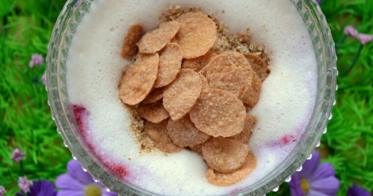 Müsli alcalino con latte di mandorle tigre e scaglie di castagne