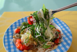 Konjak-Spaghetti Mediterraneo mit Gemüse